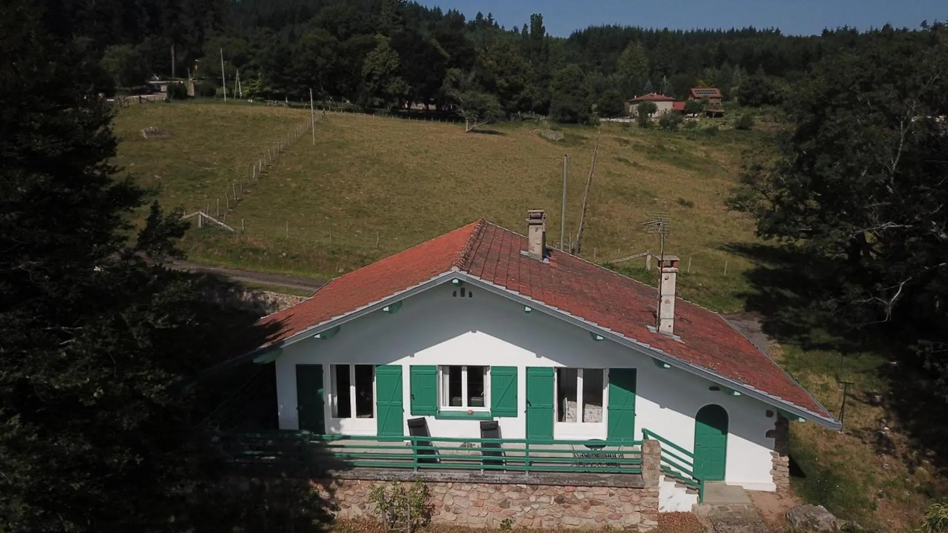 Gite Familial Avec Cheminee, Terrasse Et Jardin - Animaux Acceptes - Fr-1-496-177 Arcon  France