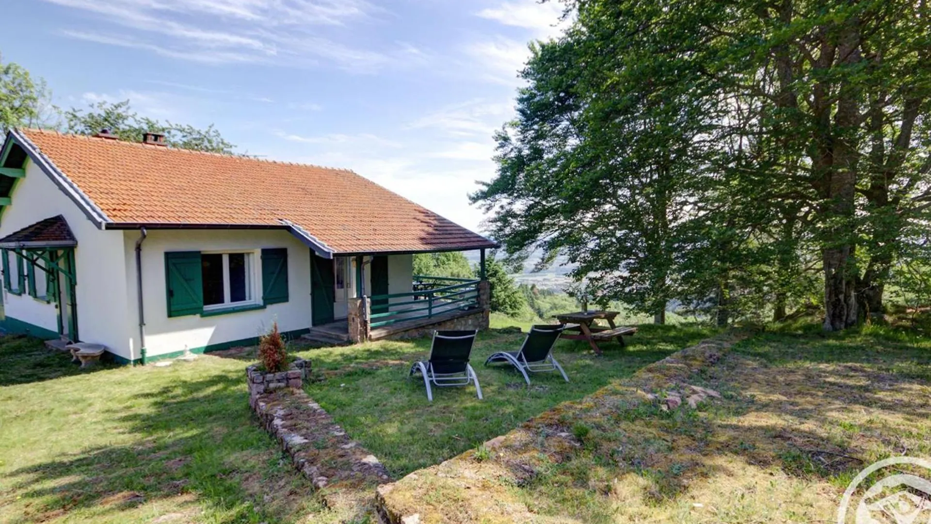 Gite Familial Avec Cheminee, Terrasse Et Jardin - Animaux Acceptes - Fr-1-496-177 Arcon  0*, Arcon (Loire) France