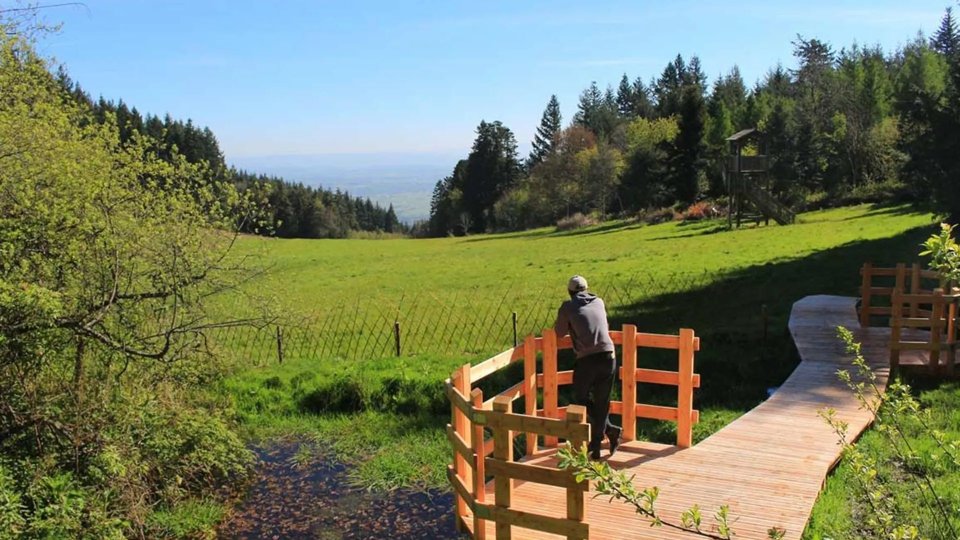 Gite Familial Avec Cheminee, Terrasse Et Jardin - Animaux Acceptes - Fr-1-496-177 Arcon  France